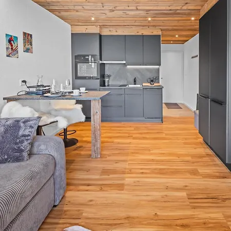 Apartment Renove Au Centre De La Crans-Montana