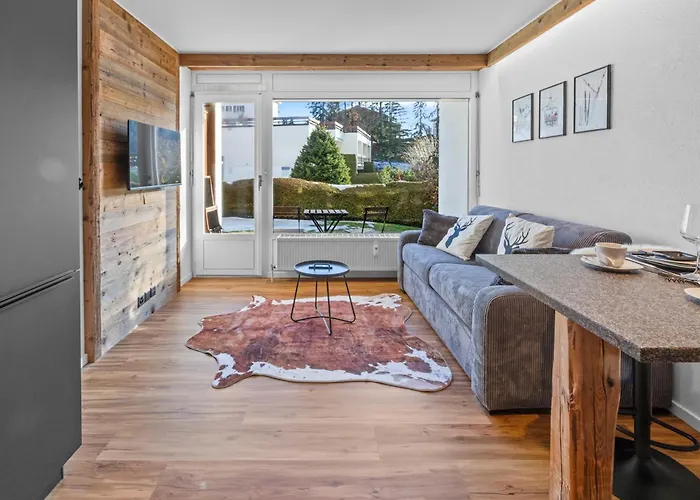 Renove Au Centre De La * Кран-Монтана